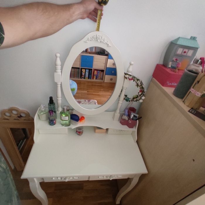 Toucador branco com banco