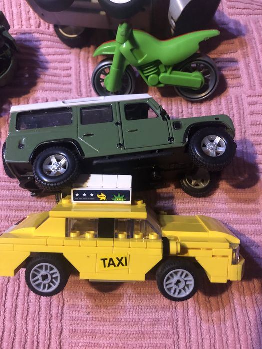 Продаю 20іграшок, одним лотом.