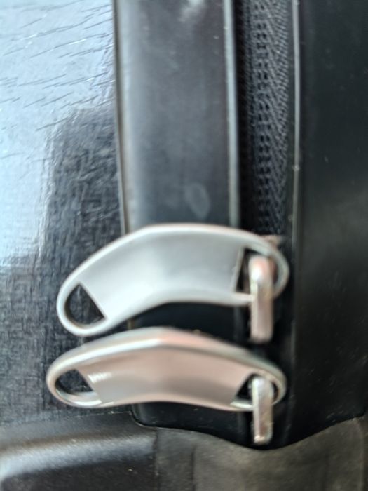 modelo icónico C-Lite Spinner da Samsonite
