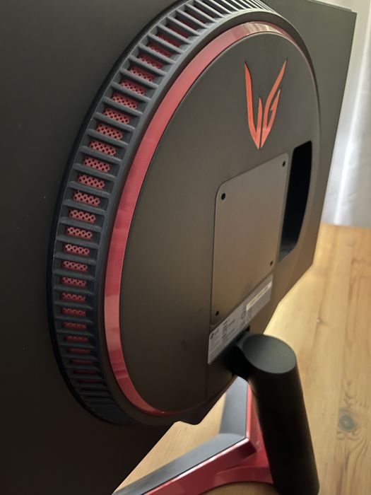 Monitor Gaming LG UltraGear 27″ QHD