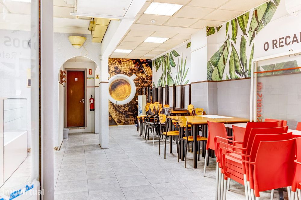 Restaurante | 70 M2 | Linda-A-Velha | Cozinha Equipada
