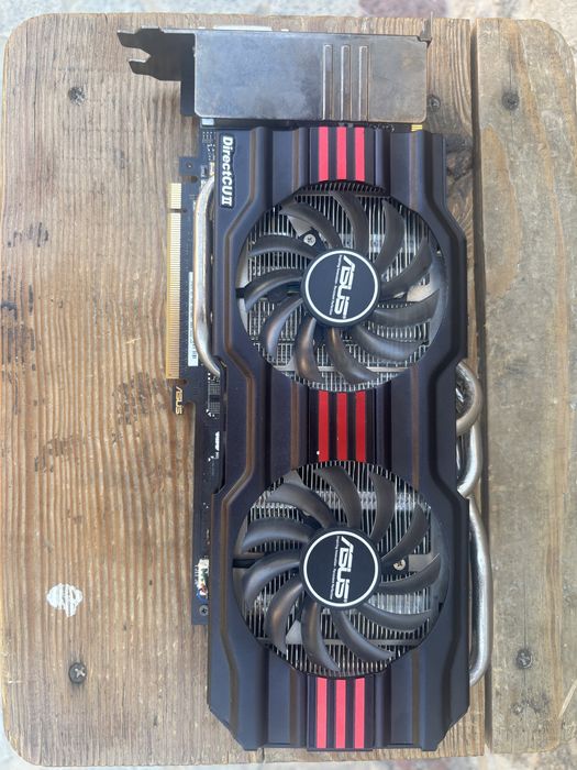 ASUS GTX 670 2gb 256bit