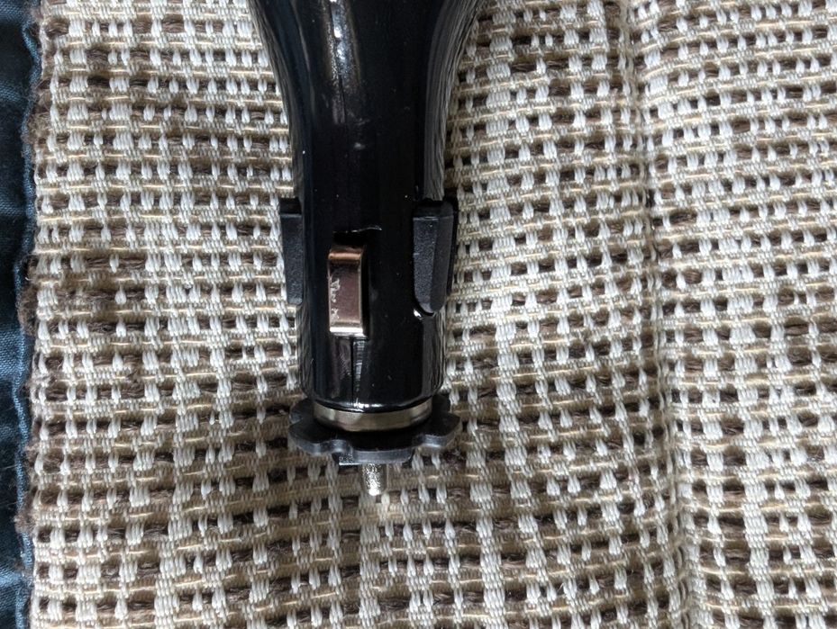 Suporte telemóvel isqueiro