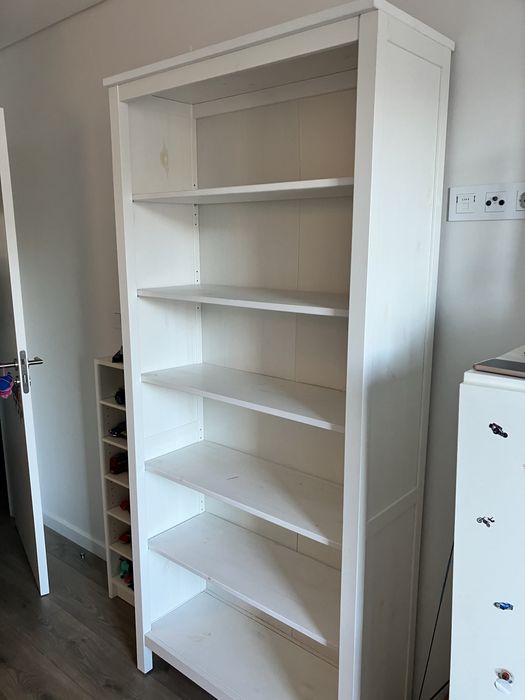 Estante HEMMES IKEA usada