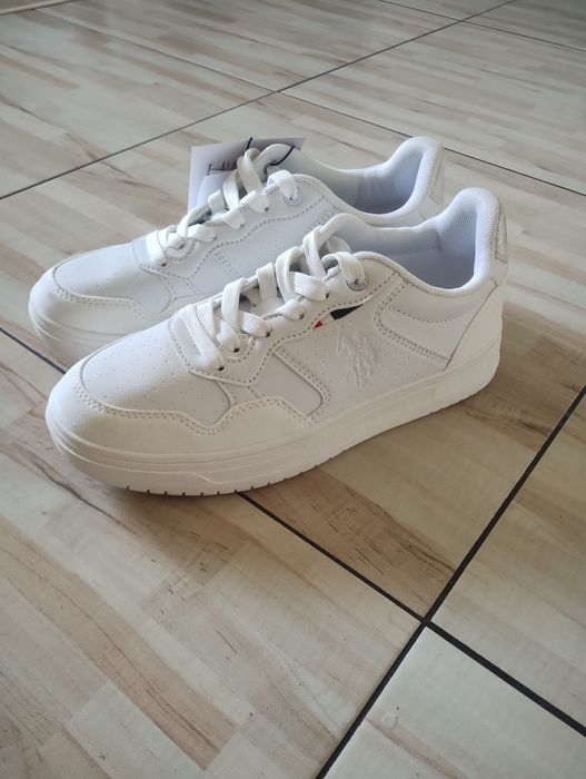 Buty białe sneakersy Basic