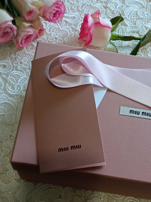 Luxuosas Bailarinas em Cetim - Miu Miu