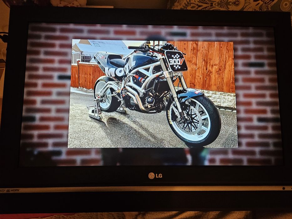 Telewizor LG 32LE2R, TV (Samsung, Philips,  Panasonic,  LG)