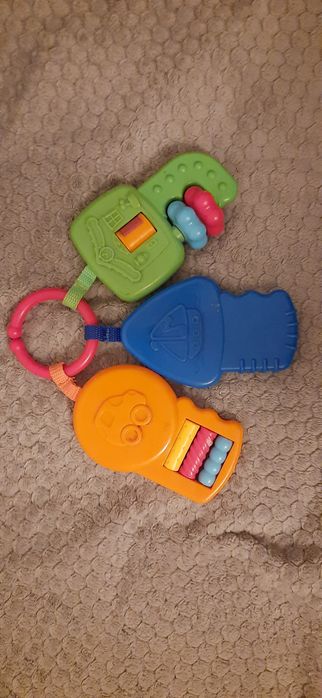 Zawieszka  grzechotka klucze Fisher Price