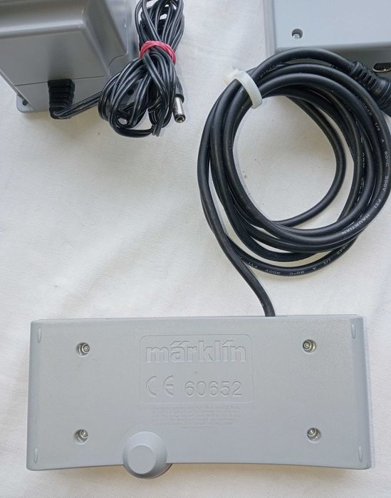 MARKLIN 60652, Comando digital+transformador+caixa adaptadora