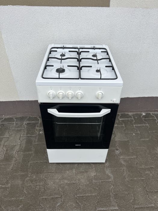 Газова плита Beko біла з Європи.