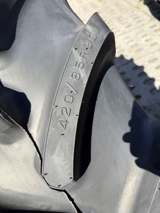 Opona 420/85r30 16.9r30 Firestone Performer 85 140D