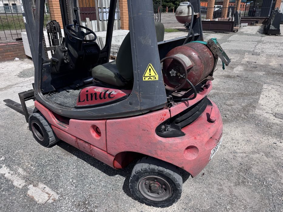 Навантажувач Linde h16t-02