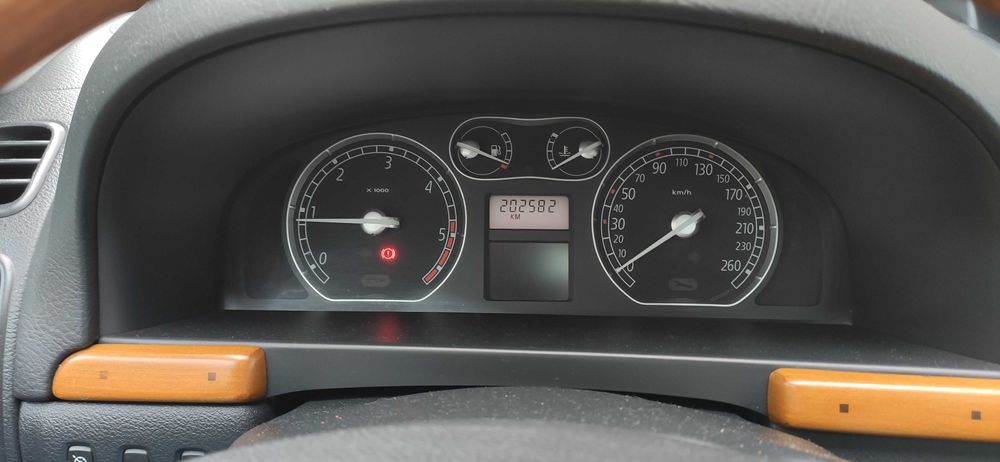 Renault Laguna2 phase2 Initialle Paris Motor dci1.9 com 130cv