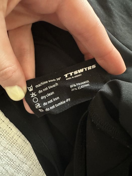 Ttswtrs боді XS з вирізом чорне