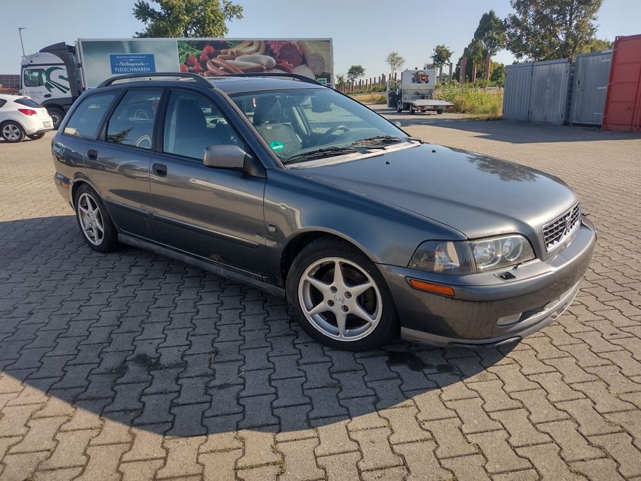 Volvo V40 2.0 turbo 163 km