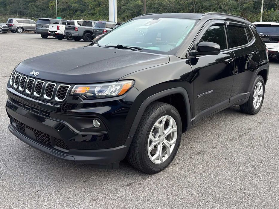 Jeep Compass Limited      2023