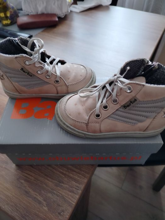 Sprzedam skórzane trzewiki Bartuś