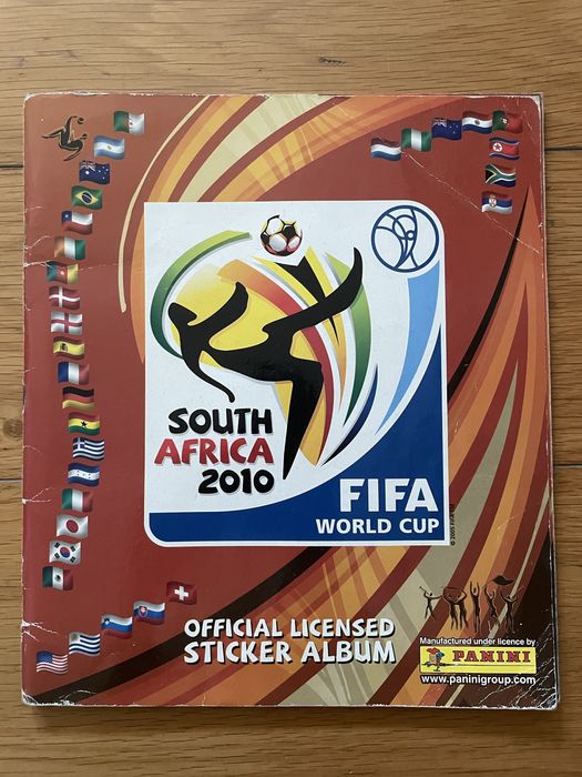 Cadernetas e cromos Panini