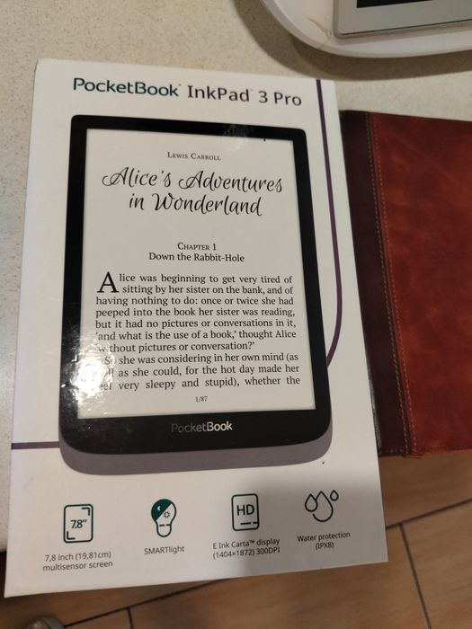 Czytnik e-booków Pocketbook InkPad 3 Pro+ etui