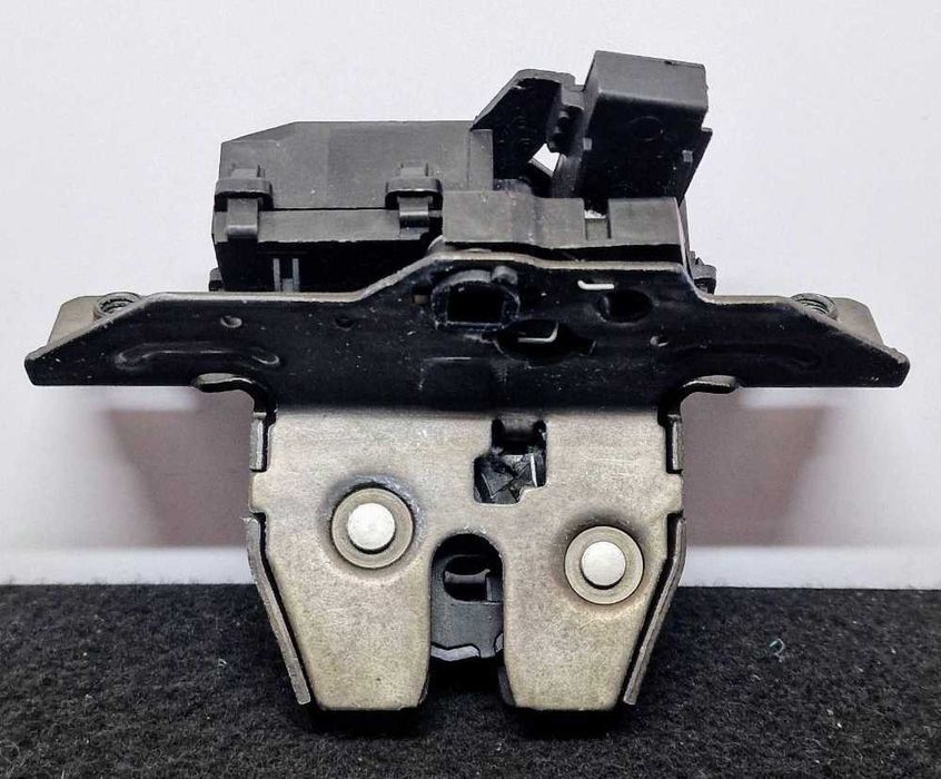 Fechadura / Fecho da Mala OPEL ASTRA J (P10) ano 2009