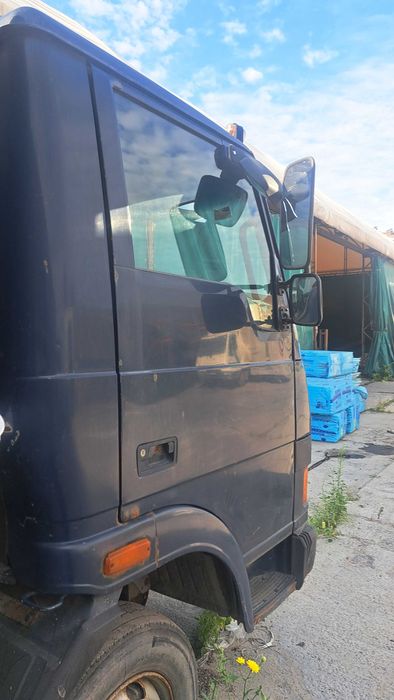 Грузовой авто Тата 613