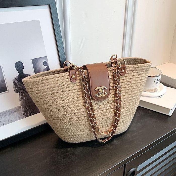 Пляжная сумка Chanel raffia в наличии
