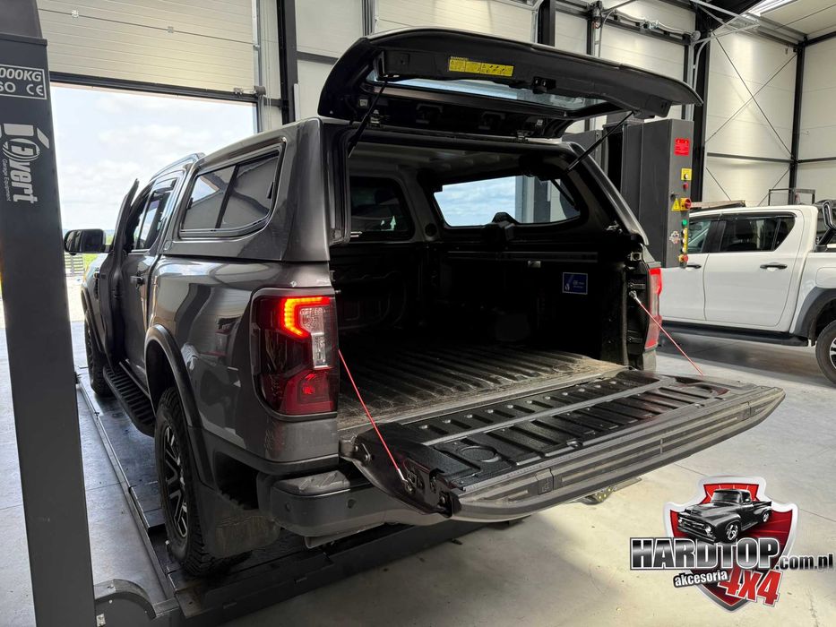 Zabudowa  Hardtop Ford Ranger 2023+ szyby przesuwne/podnoszone