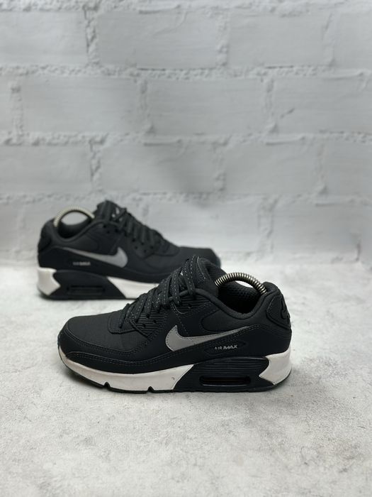 Жіночі спортивні кросівки Nike Air Max 90 36.5p