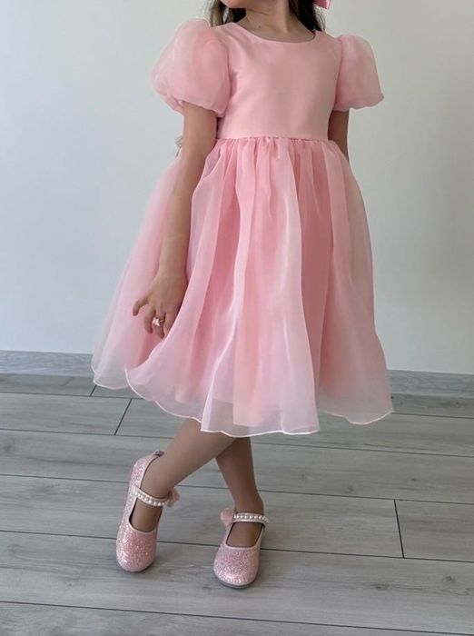 Дитяча рожева сукня плаття та туфлі