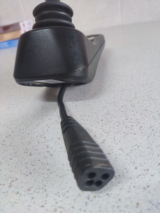 Controlador de joystick PG Drives para cadeiras