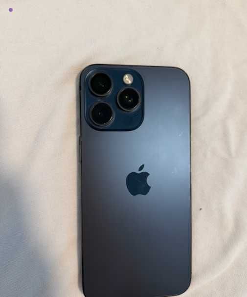 iPhone 15 Pro Max 256 GB – Muito Bom Estado (Bateria 87%)
