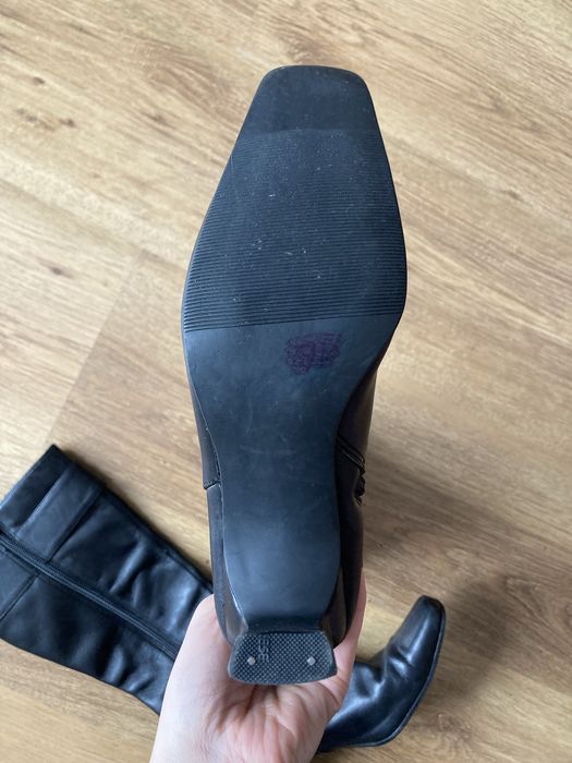 Eleganckie kozaki na obcasie z eco skóry