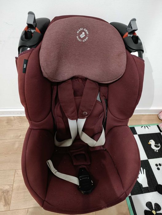 Fotelik samochodowy Maxi-Cosi Tobi Authentic Red 9-18Kg.