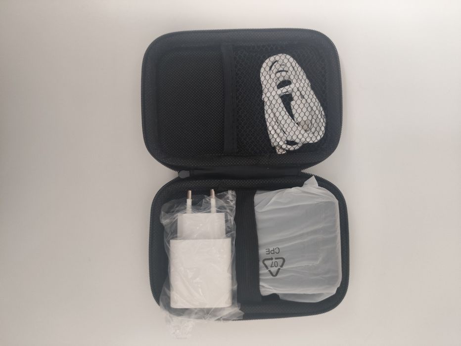 Carregandor sem fio Magnético 3 em 1 dobrável NOVO