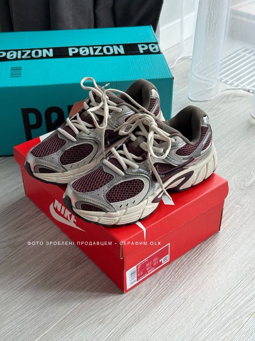 Nike V5 RNR Burgundy Crush Black (NEW IN BOX)
