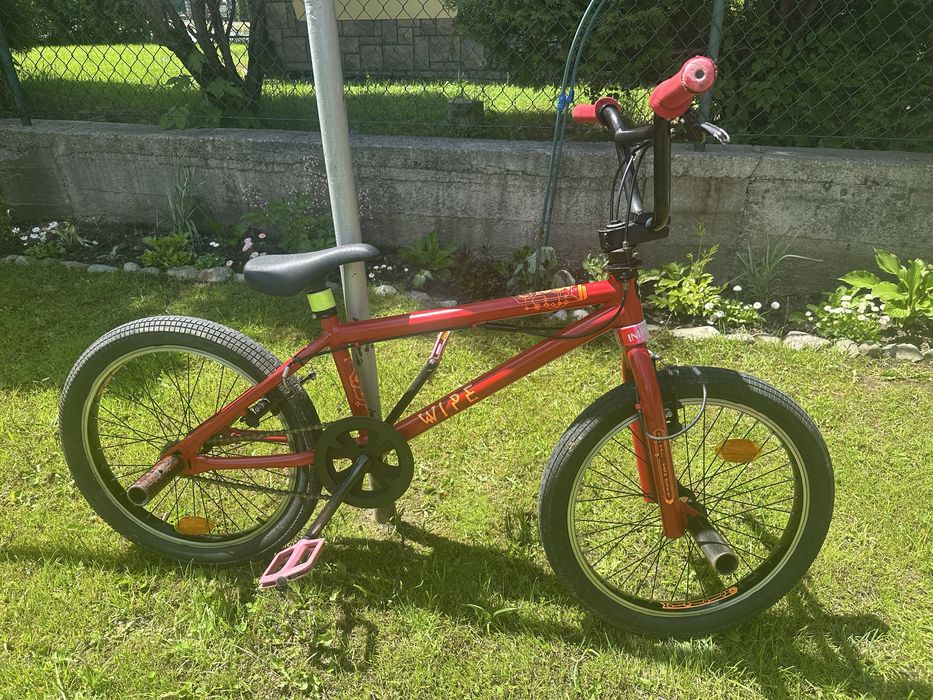 Czerwony BMX + PEGI