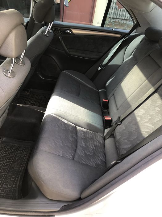 Mercedes-Benz C Class 2002 VIN WDB2030421A440014 фото оголошення 8 з 20