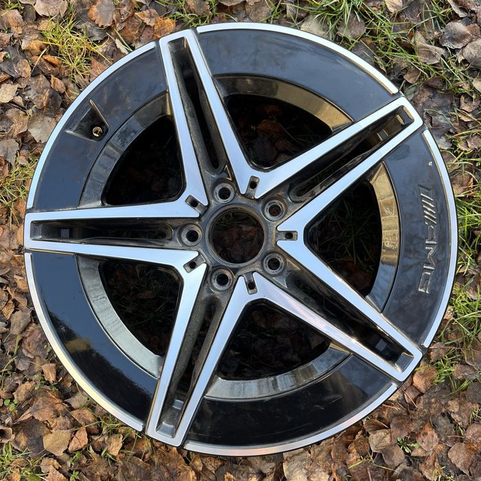 1szt. Mercedes C-klasa w206 7,5x18 et40 przód AMG super stan