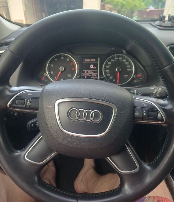 Продам автомобіль AUDI Q5