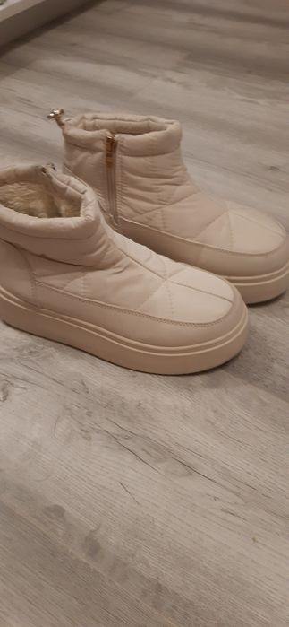 Botki, kozaki, adidasy