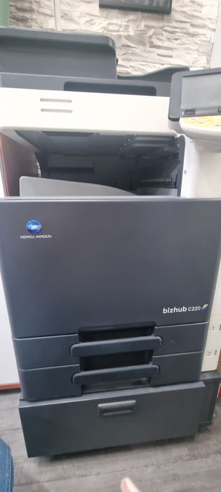 Konica Minolta bizhub c220