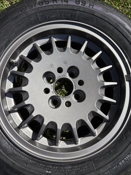 Jante Carica Cinza escuro BMW E30 14" 4x100