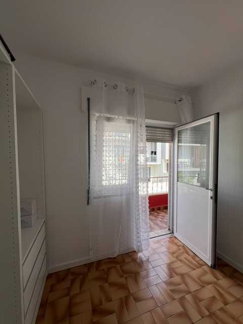 Quarto Casal Com Varanda Novo Corroios