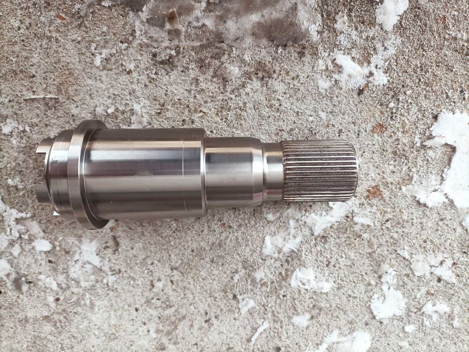 Wałek skrzyni biegów łącznik reduktora BMW GS6X45DZ GS6X45BZ