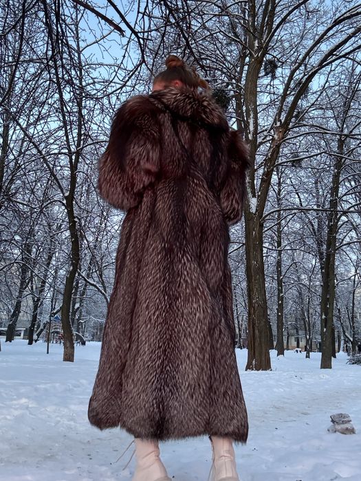 Чернобурка в пол натуральная