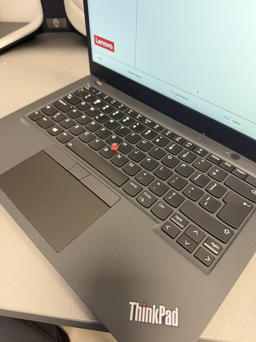 Lenovo ThinkPad T14S Gen 2 i7-1165G7 | 512GB | 16GB | FV