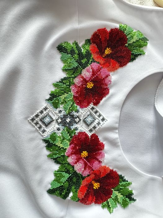 Сорочка- вишиванка на короткий рукав з бісером