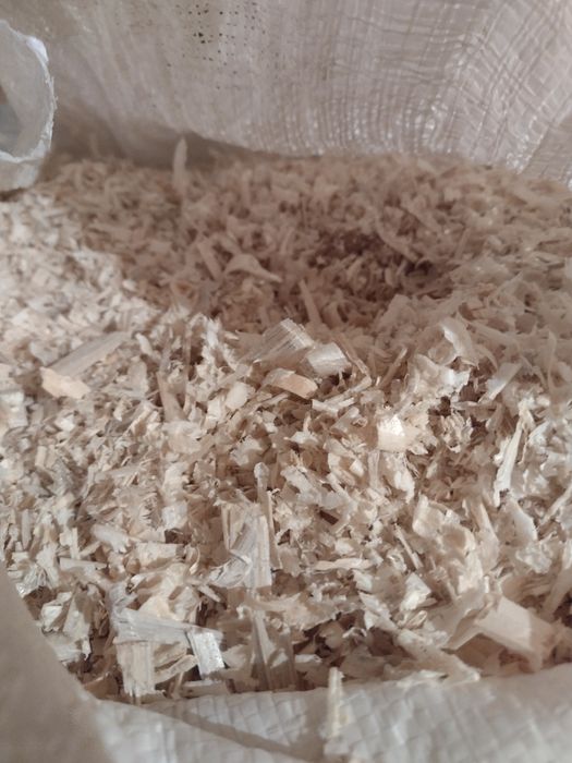 Тирса в мішках та без