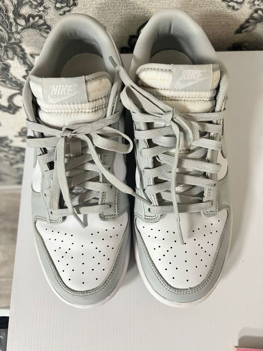 Кроссовки NIKE  врошем состоянии