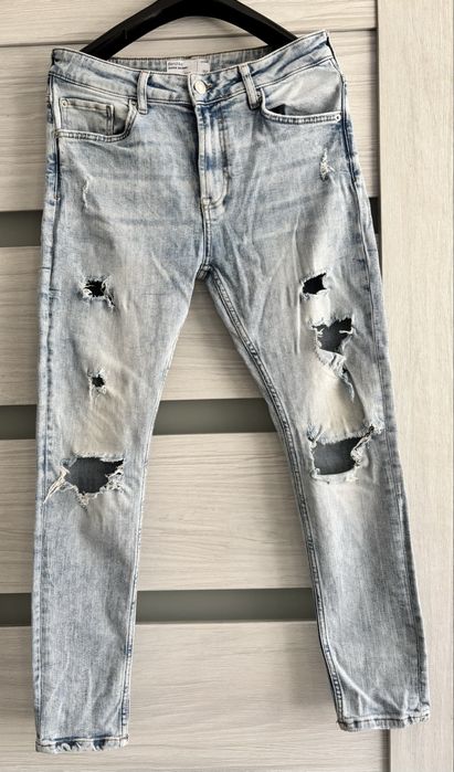 Spodnie jeansowe Bershka rozm.42